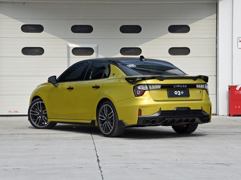 金色汽车耐看显档次吗,金色车身代表尊贵