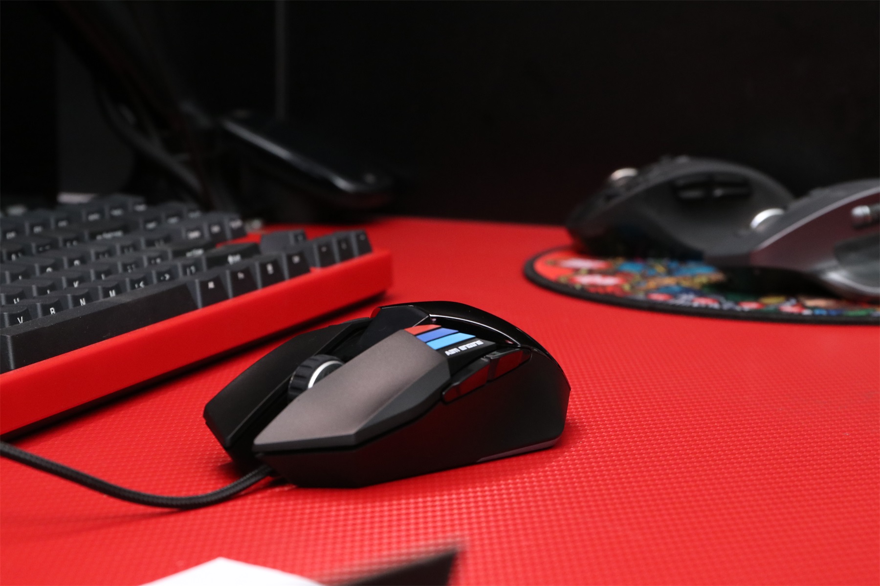 a970达尔优机甲版和黑武士的区别,达尔优A970高阶游戏鼠标