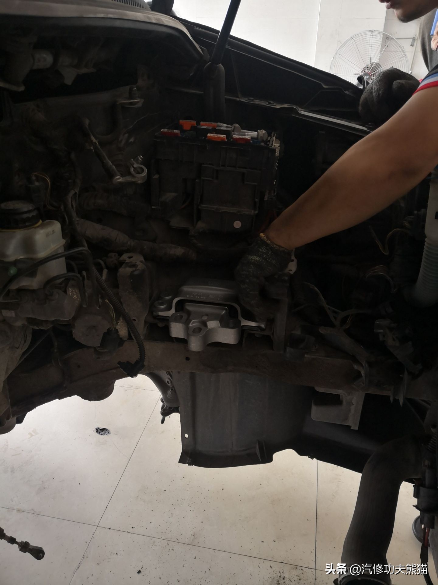 大众夏朗发动机大修维修费,进口大众夏朗大修