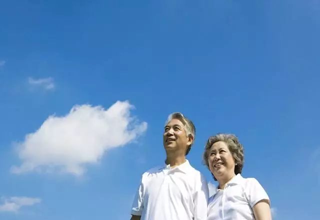 70岁老人抗癌真实故事,106岁老人抗癌成功的经历