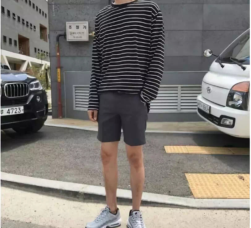 男生夏天穿短裤还是长裤,夏天短裤穿搭男生