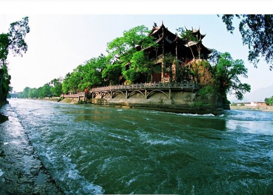 假期最适合四川旅游的地方,四川哪些地方比较适合出游