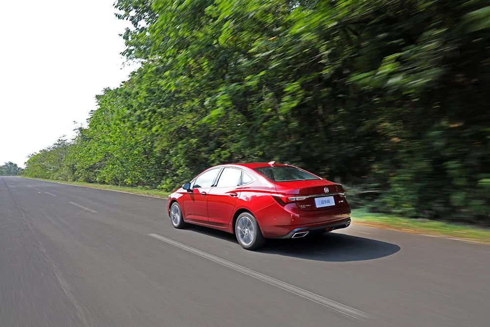 别克威朗20款20t试驾,驾驶别克威朗