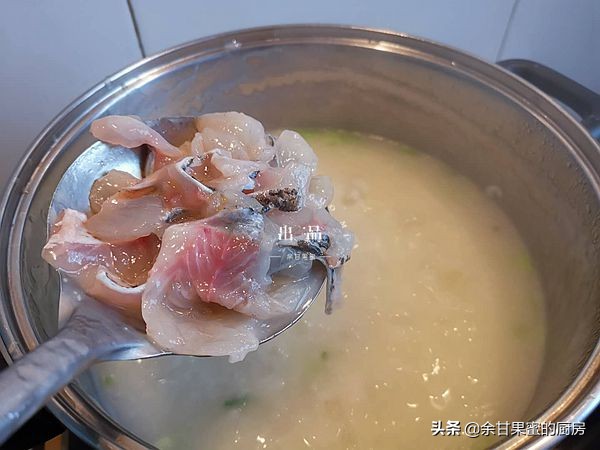 鱼片不油炸怎样炒好吃,早餐鱼片瘦肉粥的做法