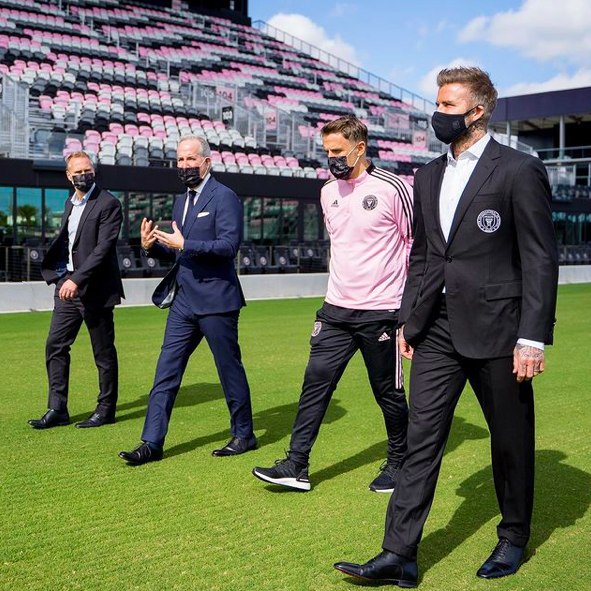 贝克汉姆发型近照,贝克汉姆植发还是戴假发