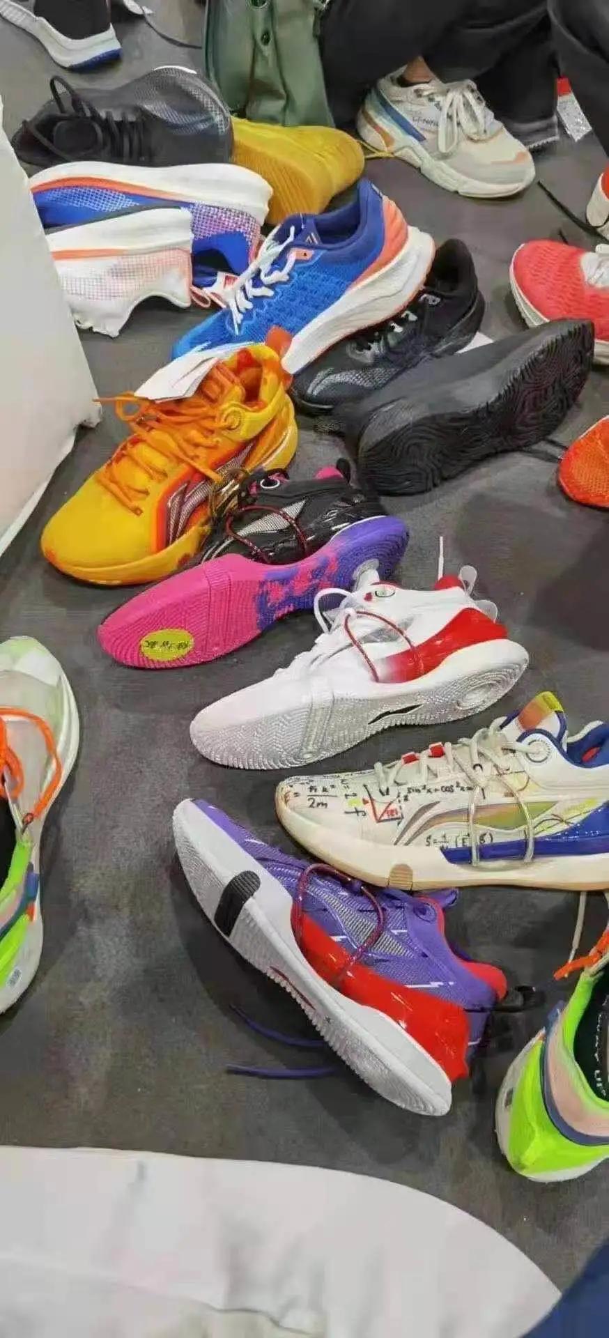 李宁的闪击八代实战,李宁闪击8有小瑕疵