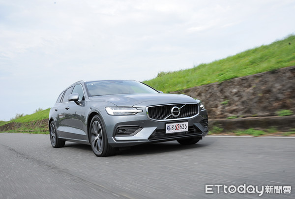 沃尔沃旅行车试驾v60,沃尔沃v60旅行车试驾