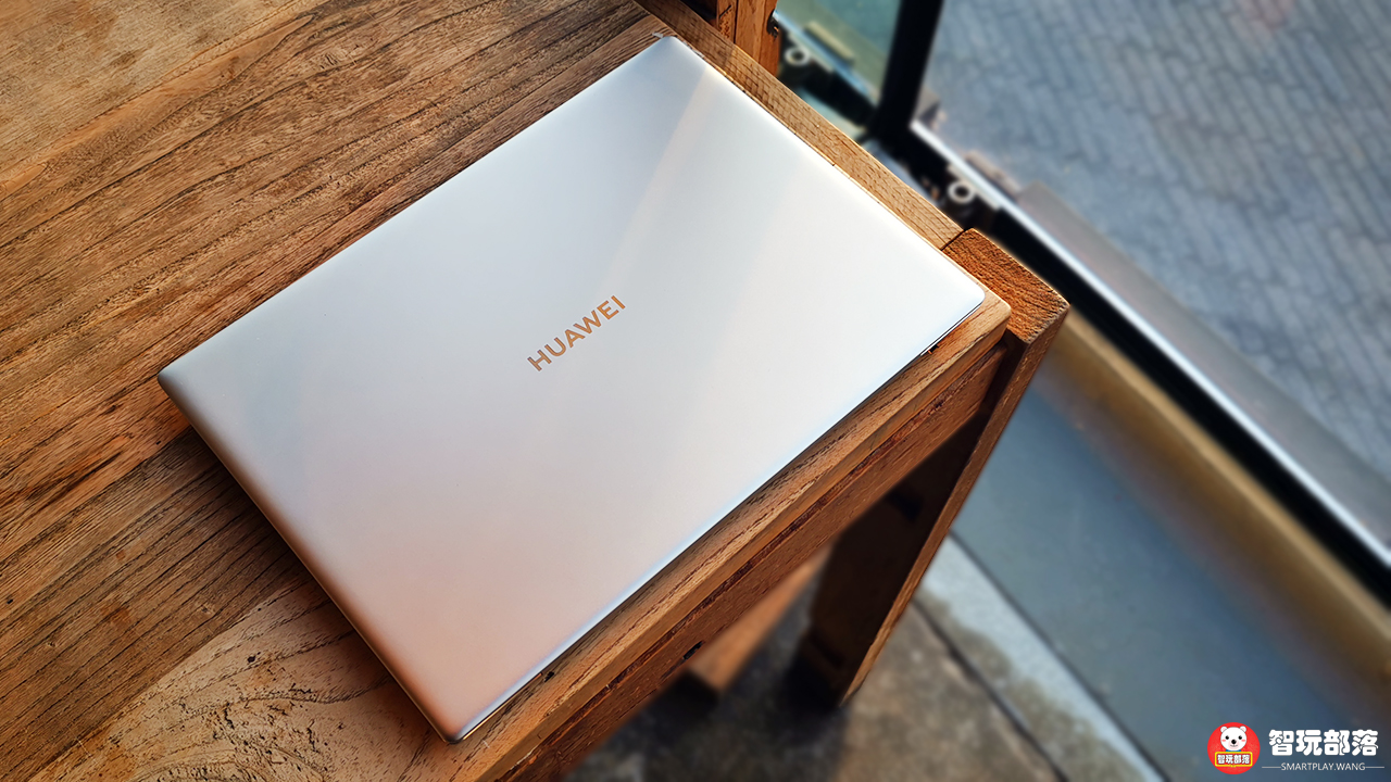 新款华为MateBookXPro评测：多维度创新，掀起笔记本进化革命！