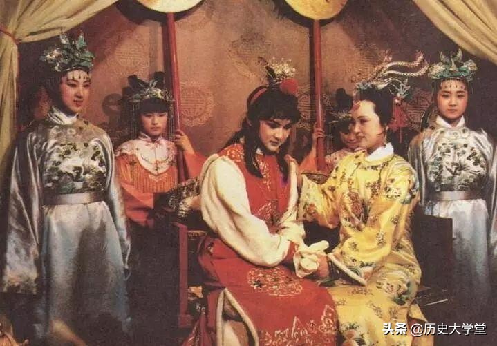 红楼梦男主有几个,红楼梦的男主是谁