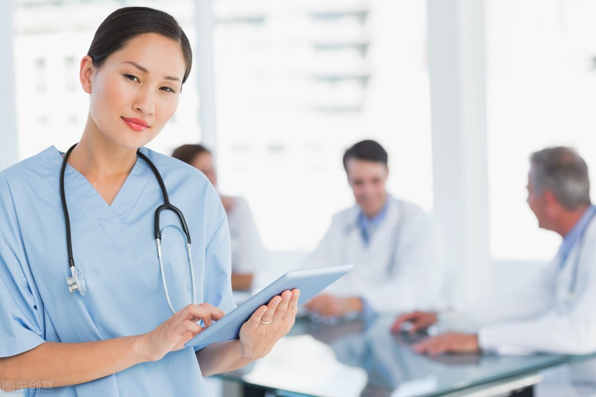 养宠日记狗狗呕吐怎么治,养狗科普关于狗狗的呕吐