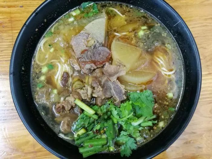 在武汉有名的牛肉面,武汉牛肉面24小时