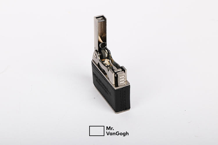 充电打火机超级迷人,打火机帅气可充电