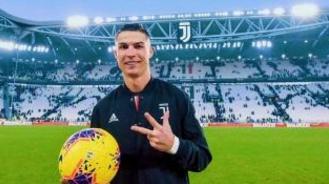 帽子戏法梅开二度足球术语的意思,见识一下球场上真正的帽子戏法