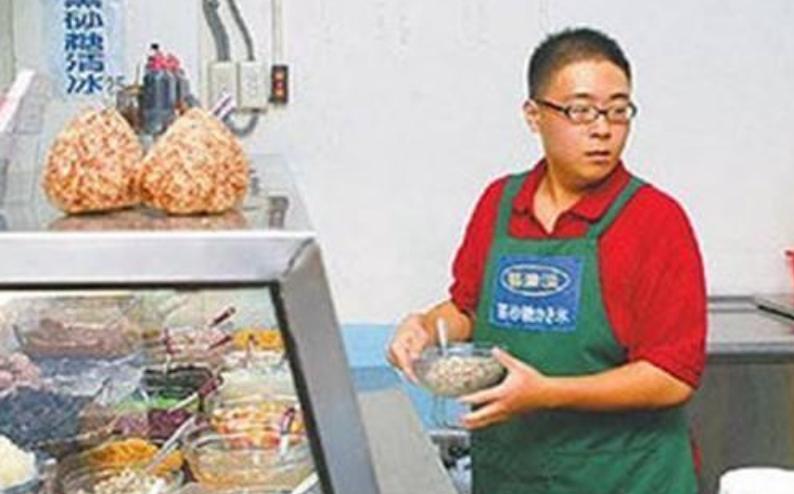 12位童星今昔对比,从知名童星沦落为阶下囚