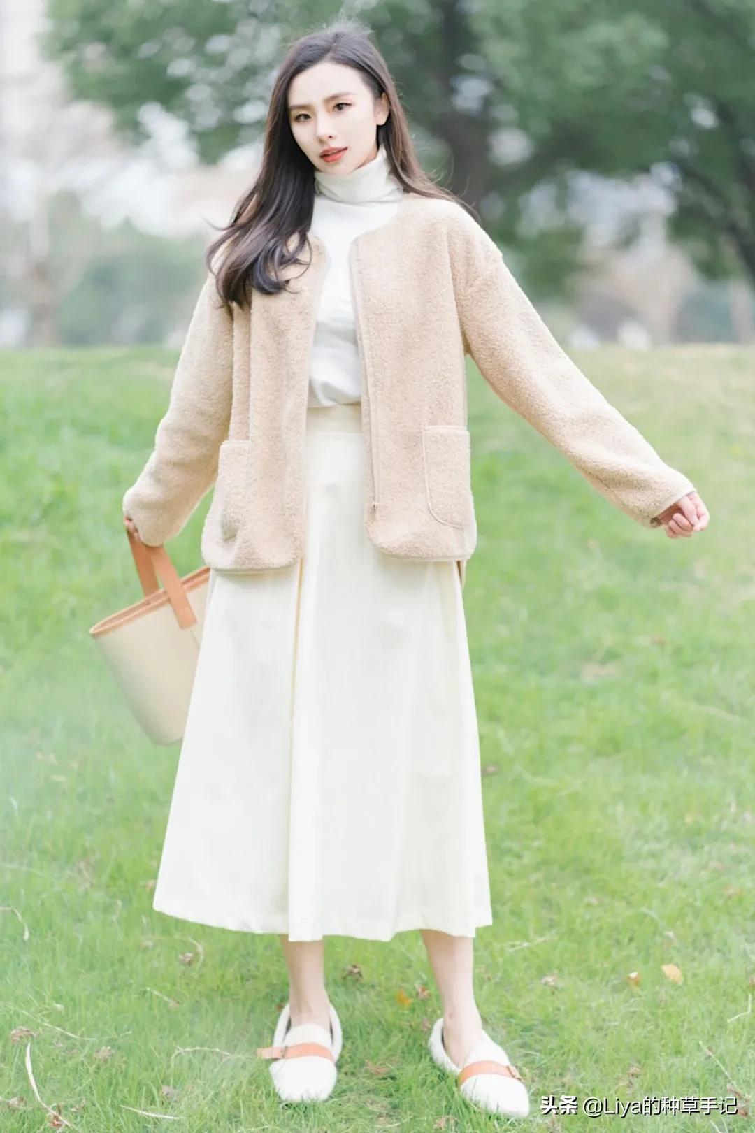 奶茶色穿上老气吗,奶茶色特别适合夏天穿搭