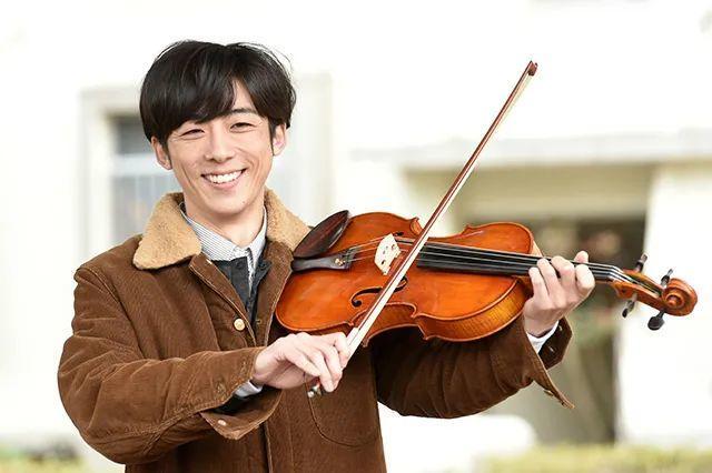 信息量超大!今年第一日剧,这神仙CP只是互相馋对方身子?