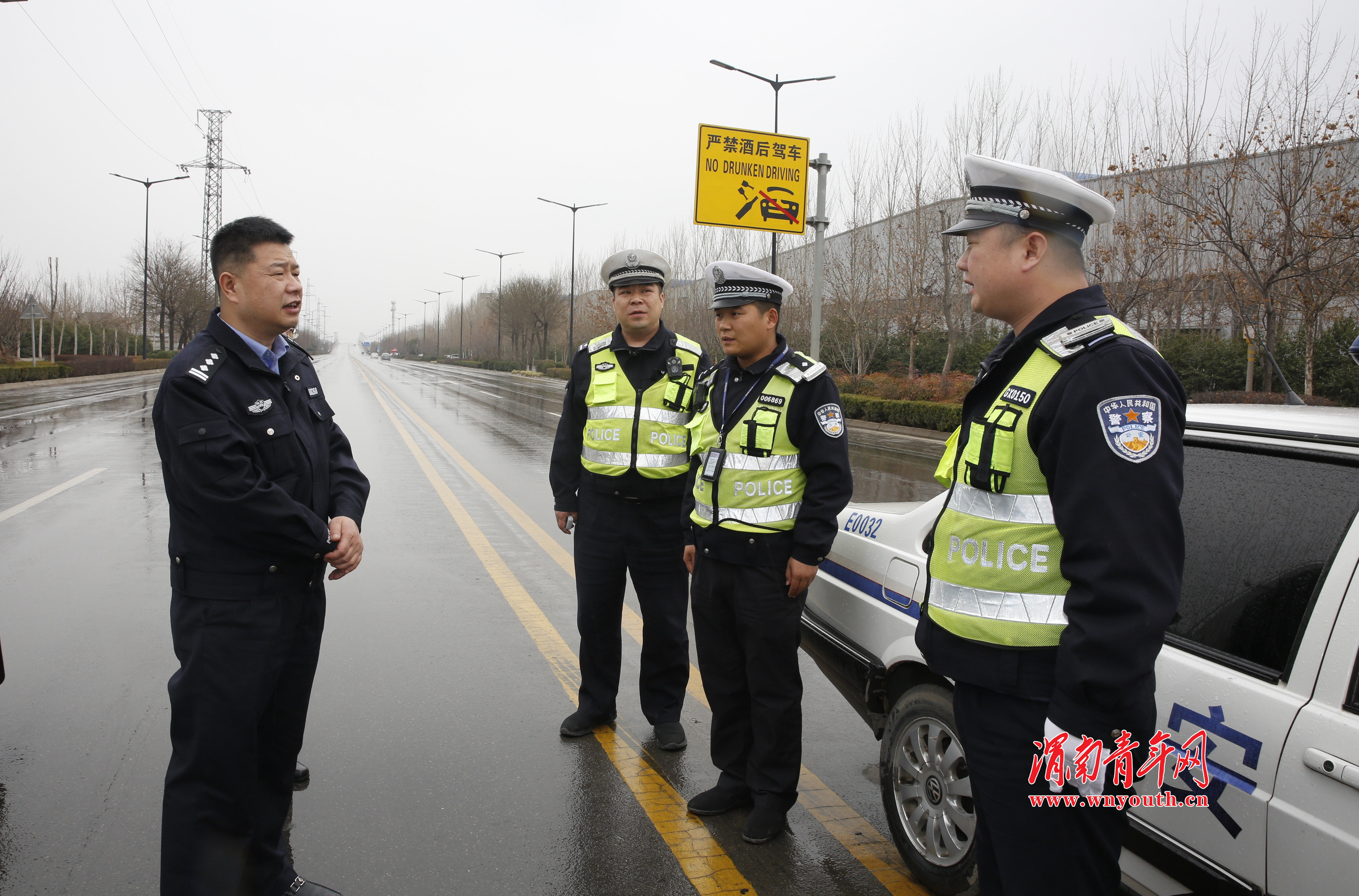 渭南市公安局交警支队圆满完成2019首场中甲足球联赛交通安保工作