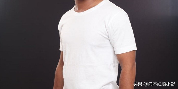 男士超级短裤穿搭技巧,男士工装短裤搭配技巧