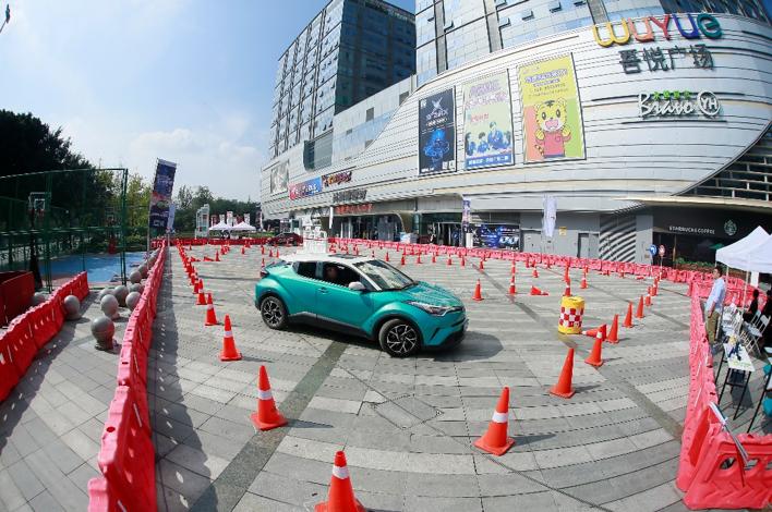 追逐时尚,追逐时尚的潮流