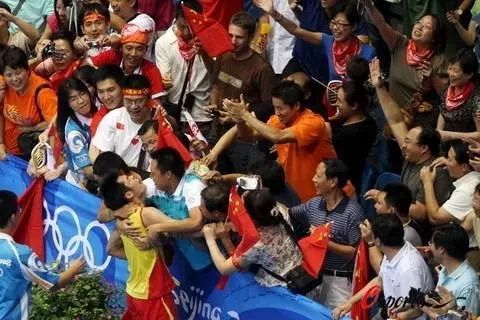 业余羽毛球双打战术解析,羽毛球双打比赛战术分析