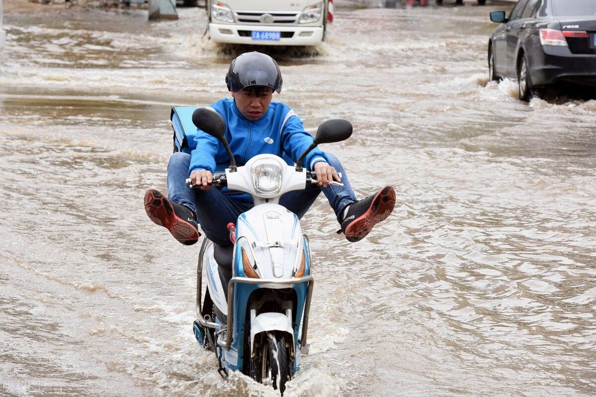 送外卖兼职一晚上大概能赚多少钱,每天兼职送外卖4小时能挣多少钱