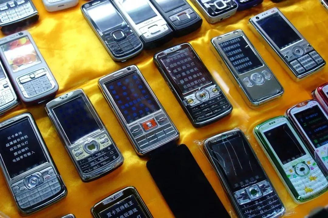 山寨机是小米消灭的吗,当年小米手机假的多不多