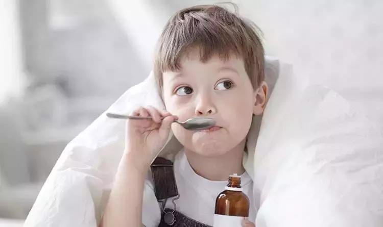 11个月宝宝晚上一咳嗽就吐怎么办,宝宝一咳嗽就吐怎么办还有拉肚子