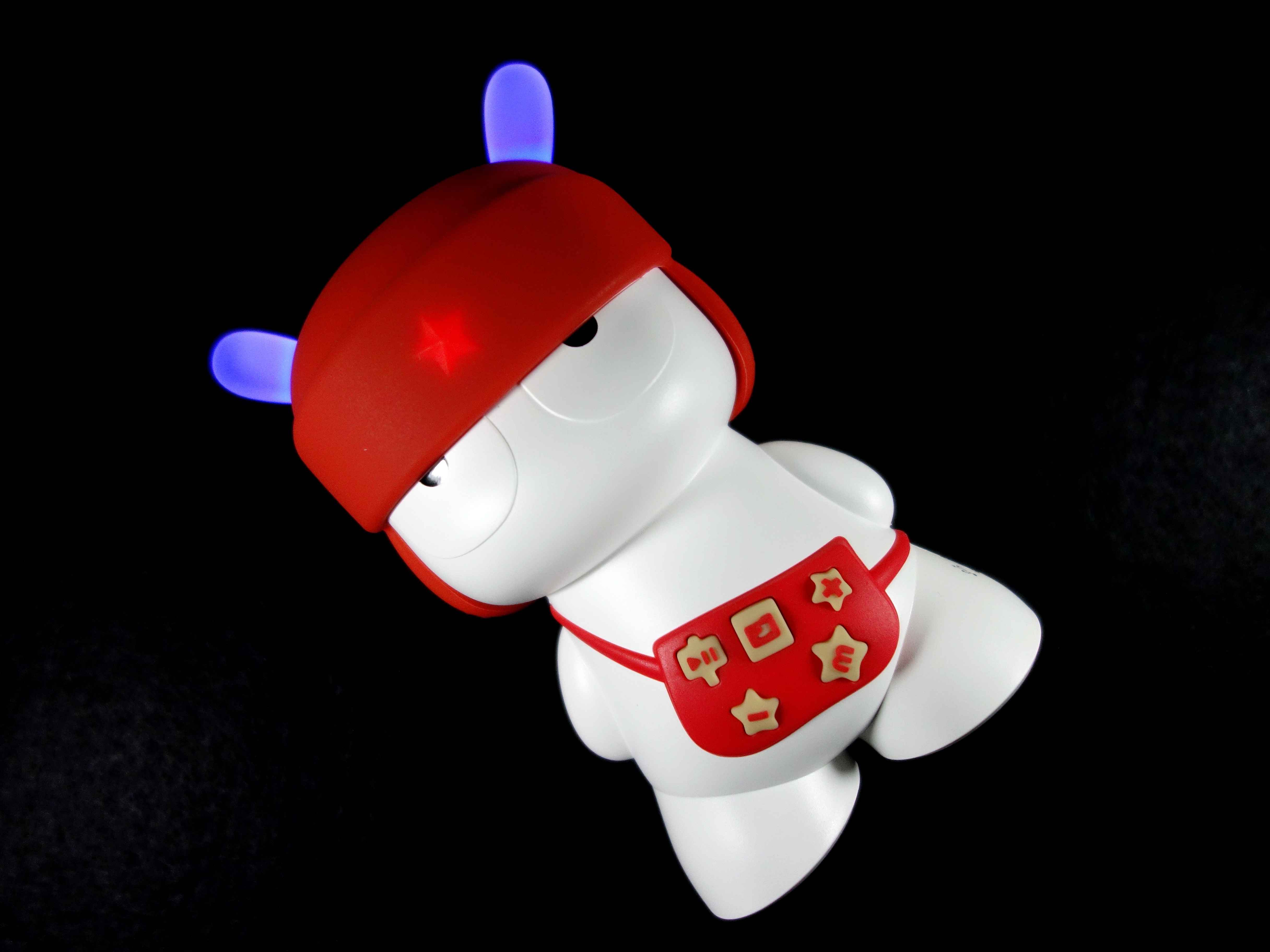 音质好得不像智能音箱,音质不闷的音箱