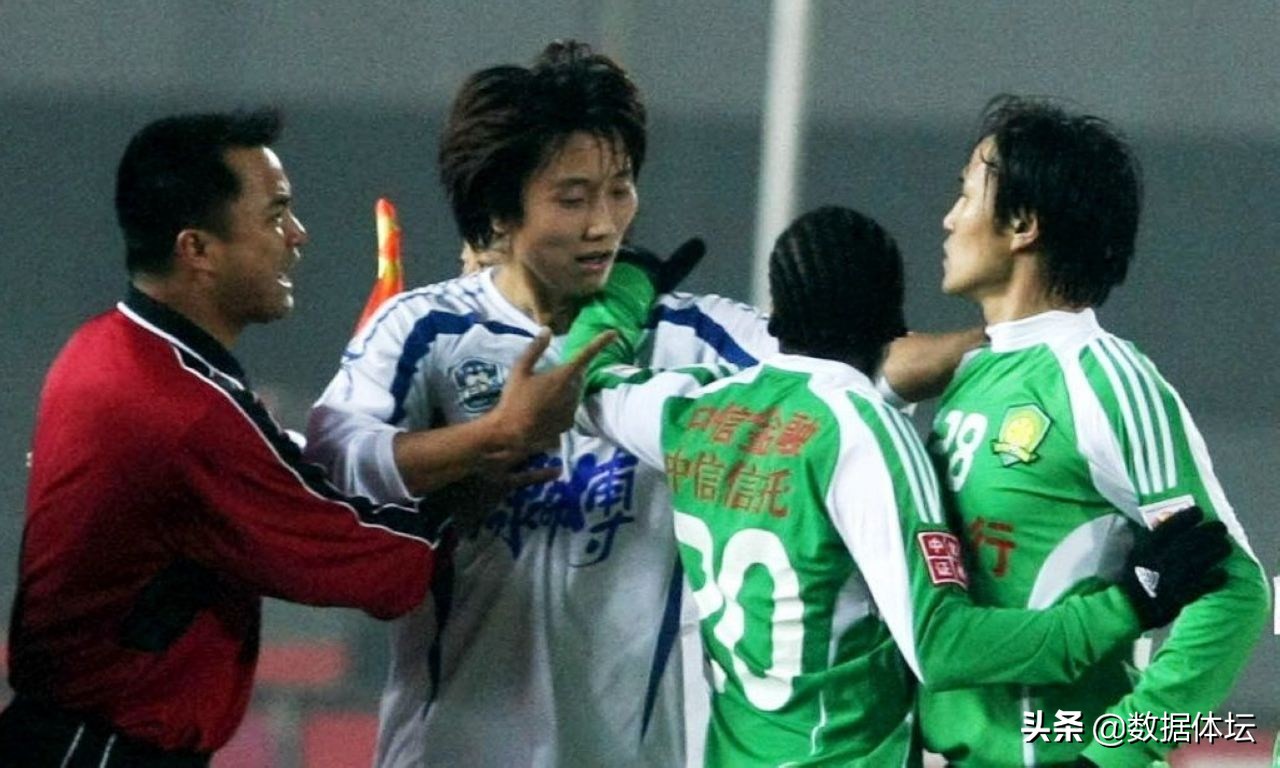 中国足坛“红黑”大翻转,他远离足球却活出了不一样的人生