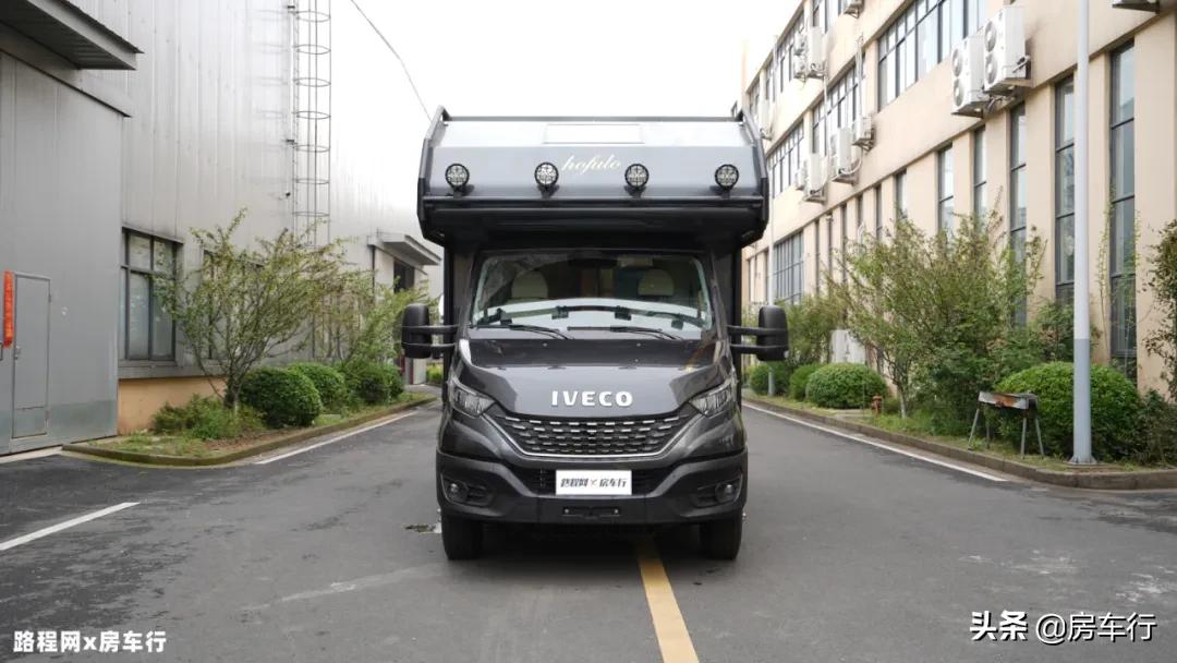 持久续航+超大独立厨卫区，新款霍夫勒启翔后全拓房车
