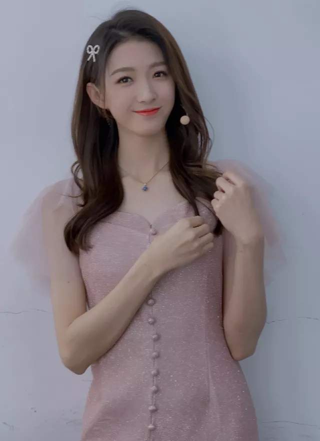 腾讯女主播雪儿什么水平,腾讯篮球女主播雪儿