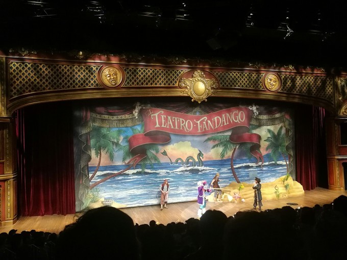 迪士尼秋日巡游完整版,平价版迪士尼游玩攻略