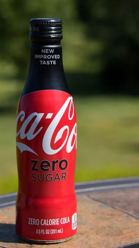 可口可乐跨界联名,可口可乐newjeans联名