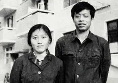 鲁迅为什么要塑造孔乙己,鲁迅的孔乙己在批判什么