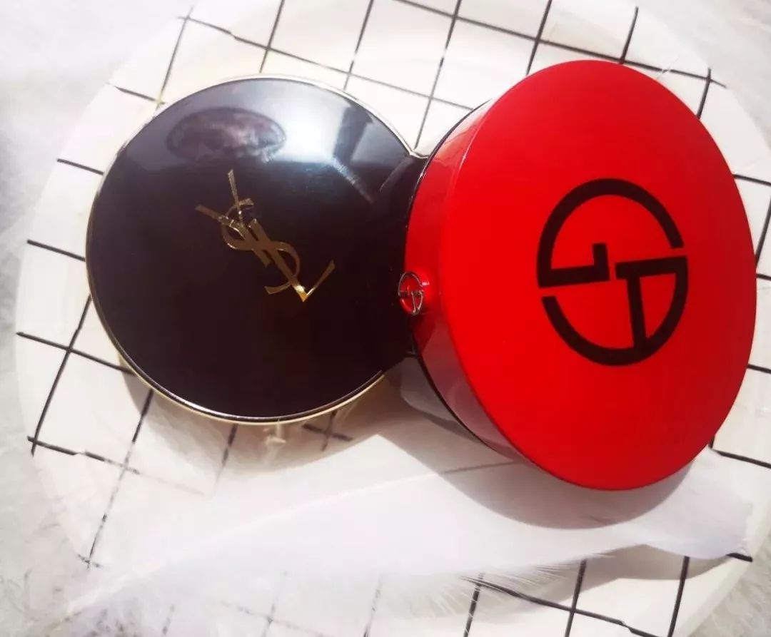 超级好用的一款气垫海蓝之谜,海蓝之谜气垫和阿玛尼气垫对比