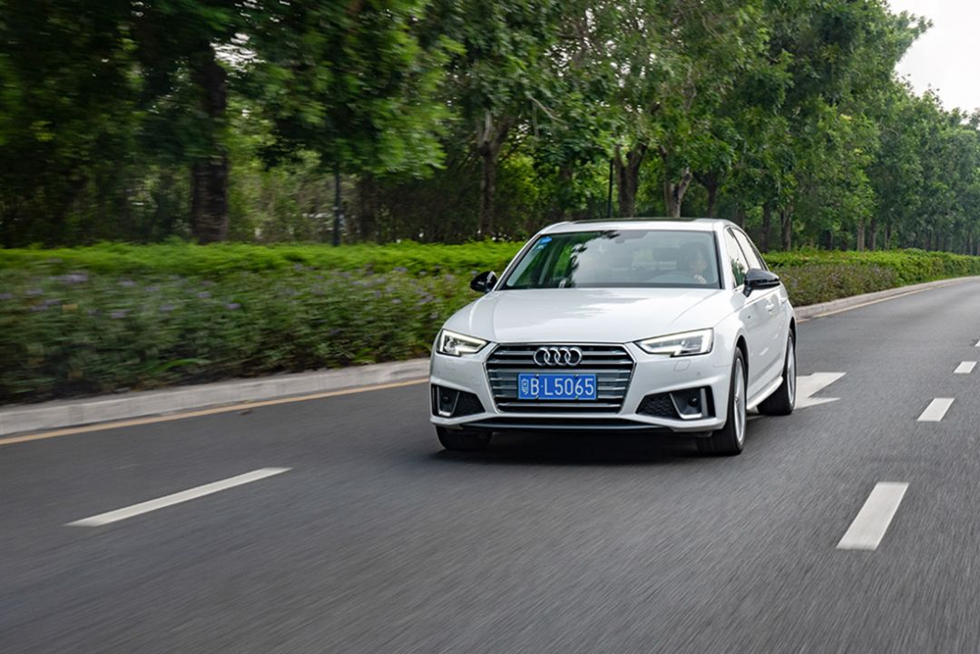 2022款奥迪a4l真实车主使用感受,2022款奥迪a4l驾驶体验