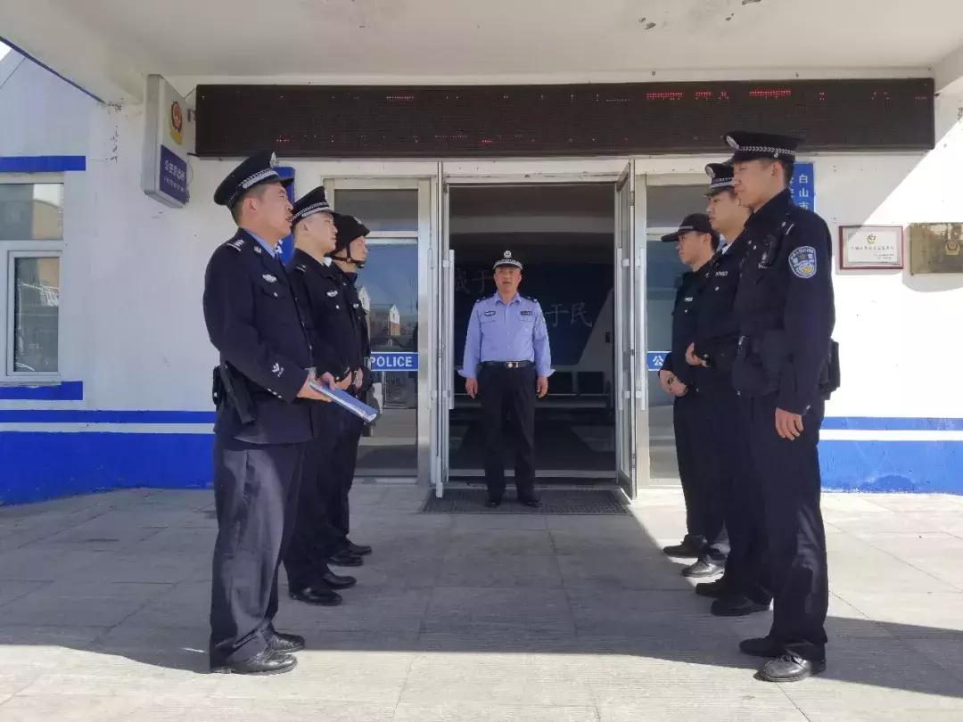 公安网安民警工作纪实,创建全国枫桥式公安派出所第一名