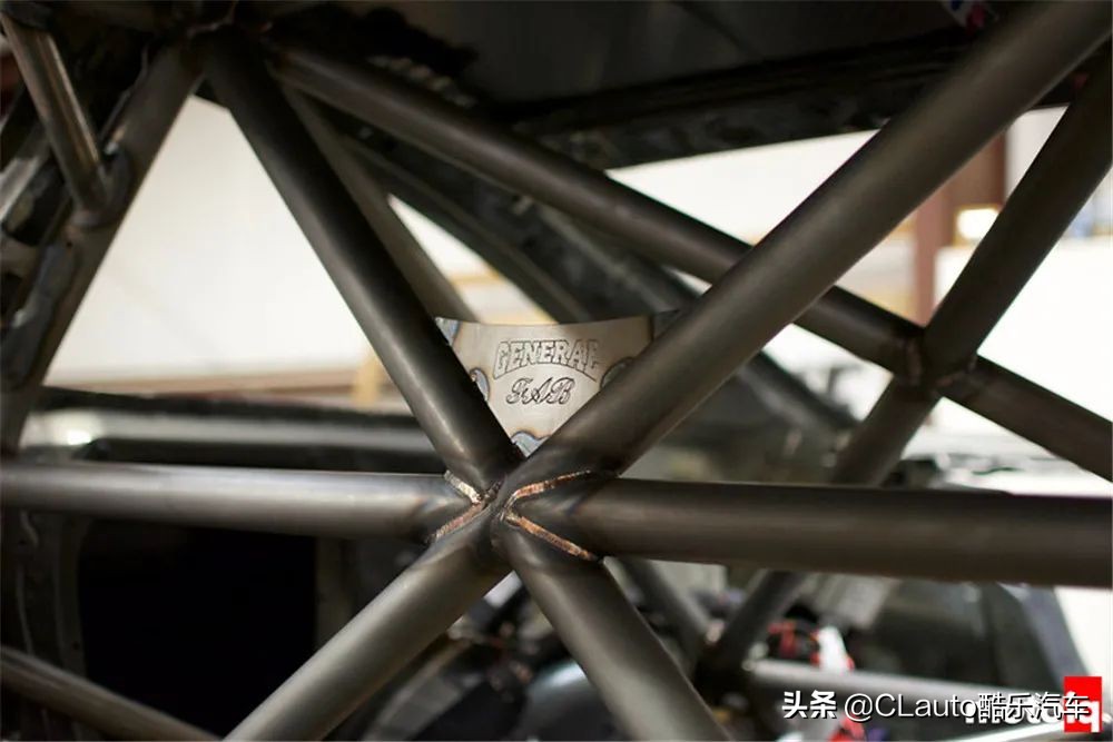 如何拆空一台M4，再做成耐力赛车？