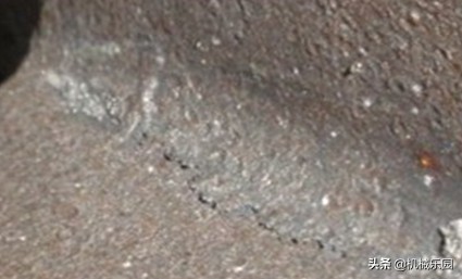 铸件产生裂纹缺陷的原因,铸件常见缺陷分析