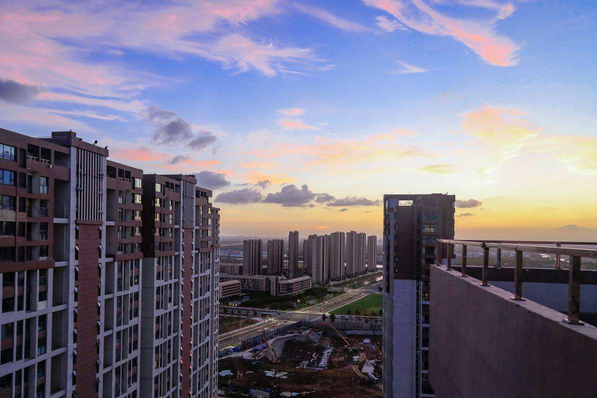 总楼层32层，剩下2、14、18、31层，哪一个楼层最好？