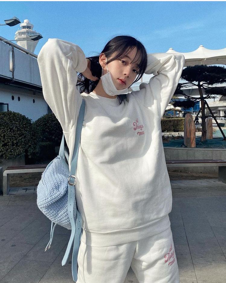 看欧阳娜娜的衣橱，意外发现每件都很值得买