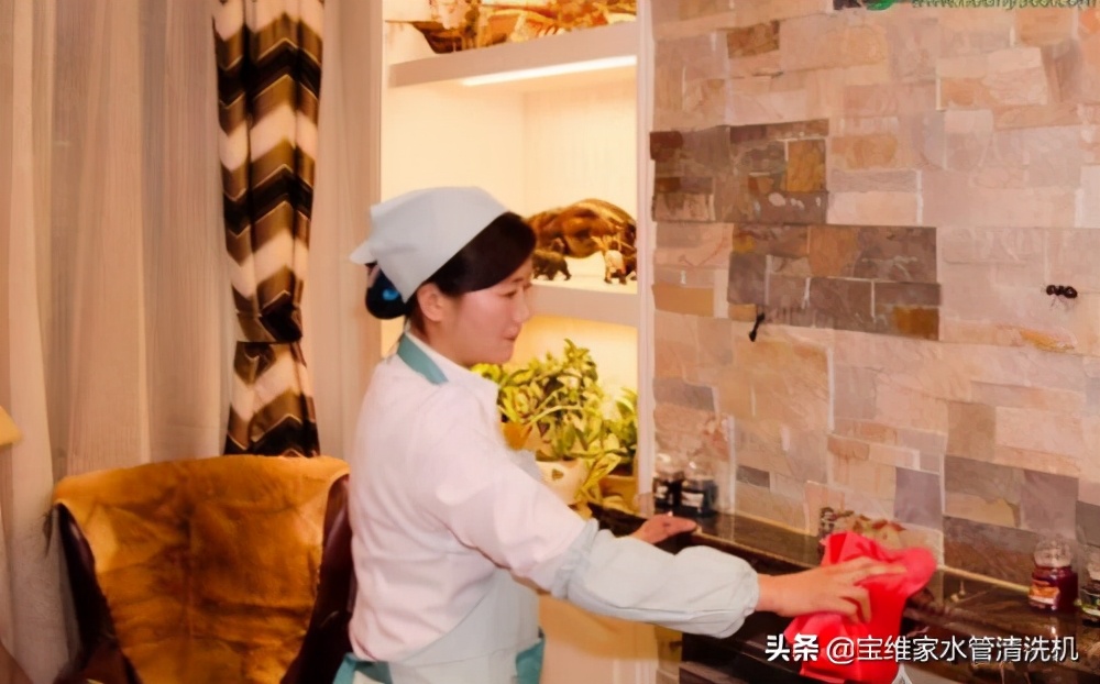 适合50岁女人的创业项目有哪些,50岁男人创业做什么行业好