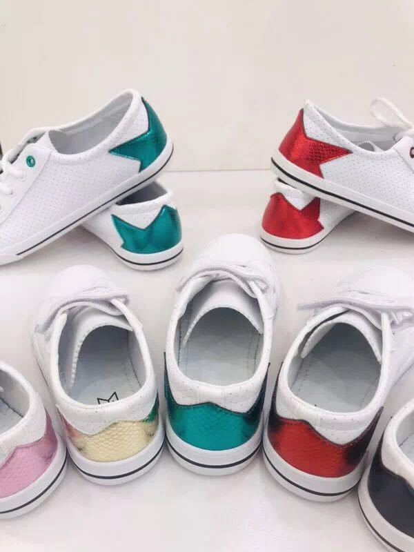 送你一双鞋子歌曲,送你一双鞋子步步高升