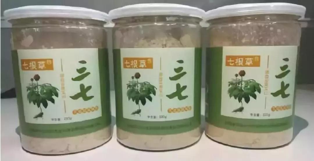 药房无证人员发药,无资质的医生开药赚了钱被罚