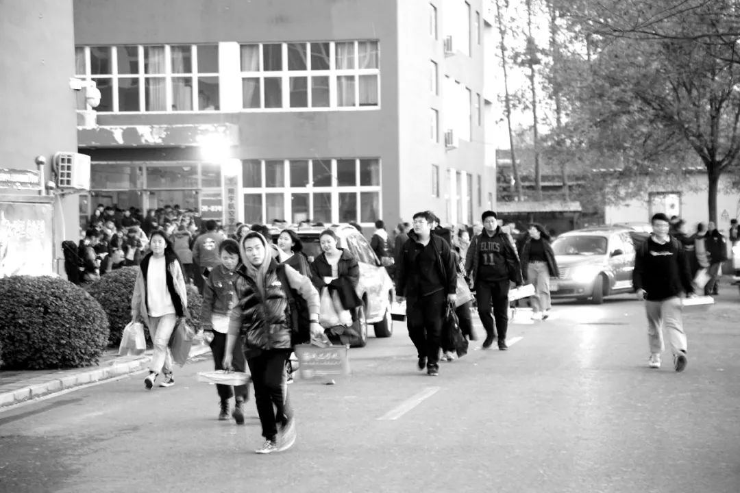 快联考了画得很差怎么办,联考色彩一直画不好是什么原因