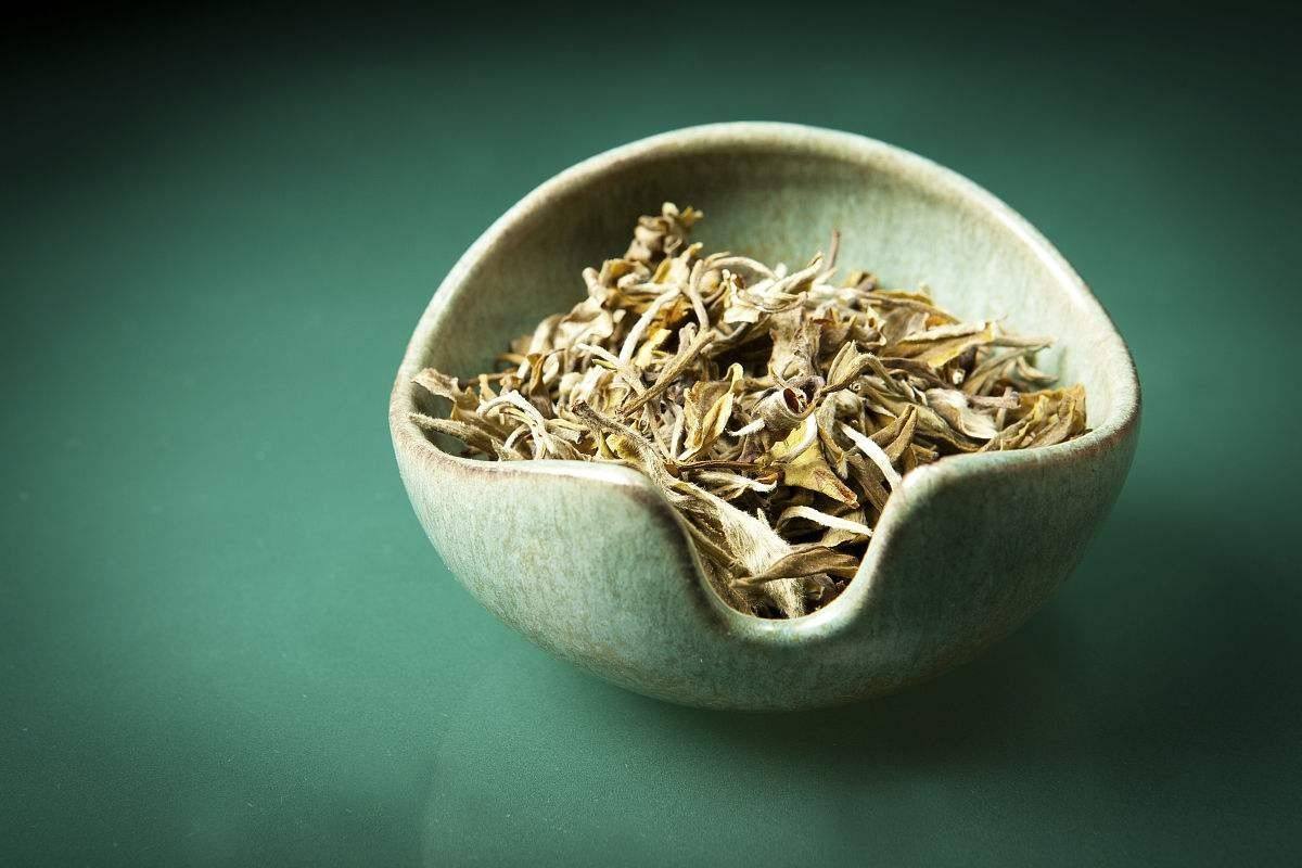 值得女人喝的白茶,白茶女人喝了哪些好处