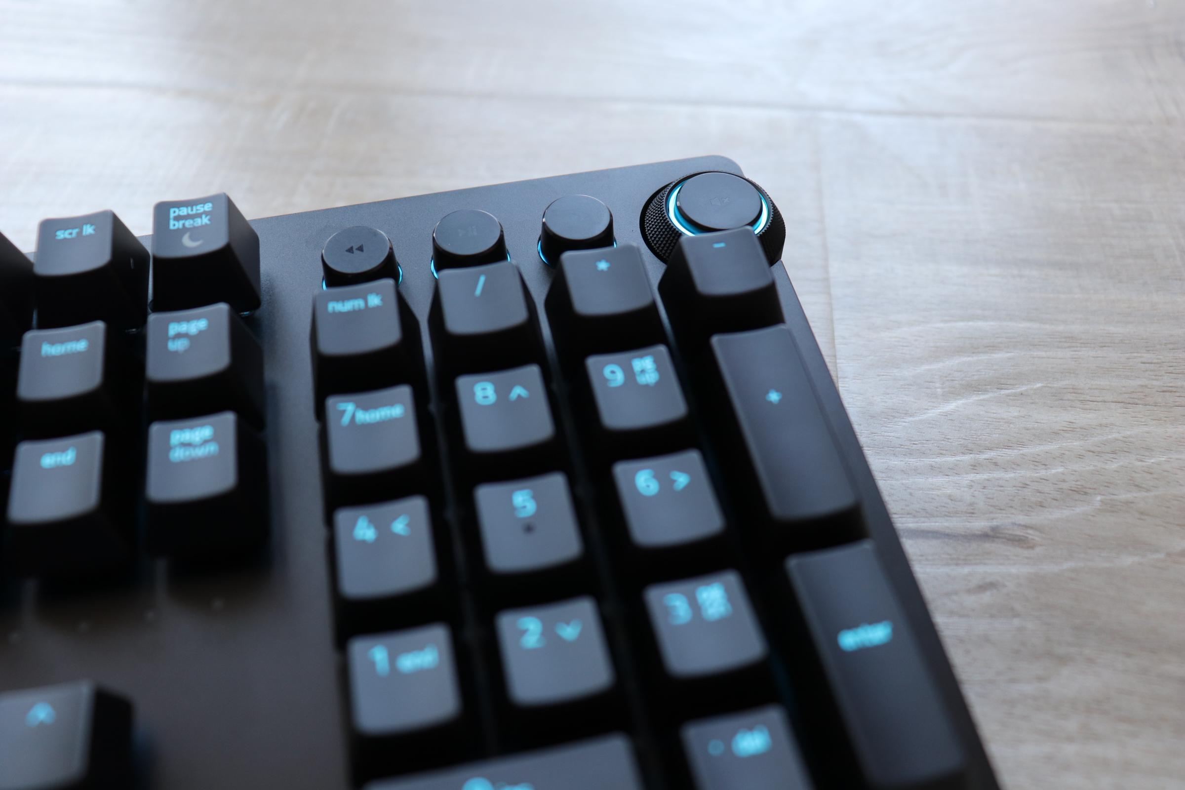 雷蛇光轴键盘的缺点和优点,雷蛇光轴键盘连续触发