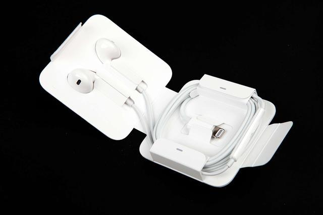 iphone7老机,十年前的iphone7