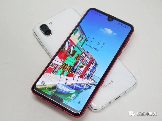 夏普aquosr3怎么样,夏普aquosr3续航