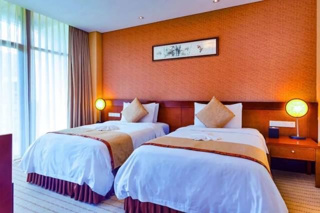 花水湾旅游度假区酒店,花水湾金陵温泉酒店是天然温泉吗